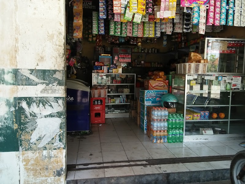 Toko Khaira: Jantung Belanja Serba Ada di Cilacap